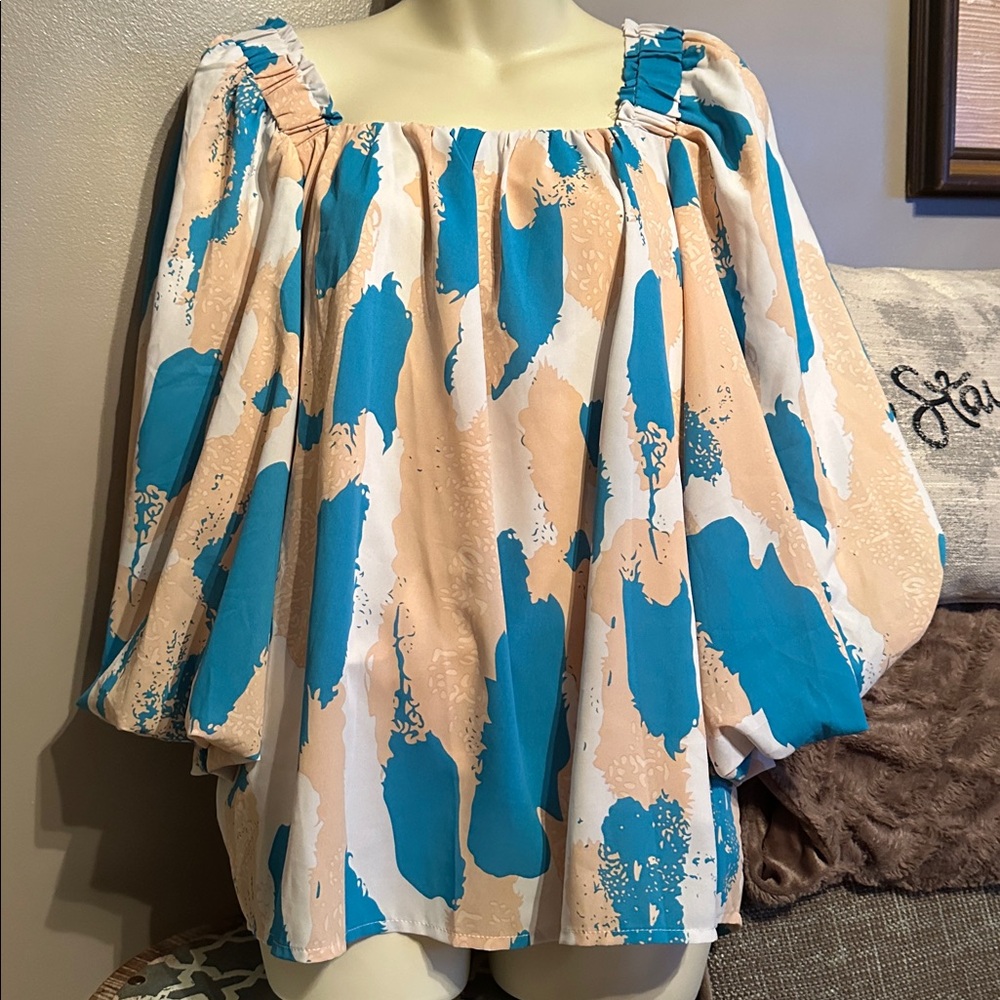 Entro Multicolor Abstract Blouse blue cream size large